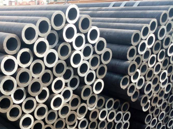 Want 12 schedule 80 pipe seamless carbon steel? Discover why seamless makes it so much stronger for you!